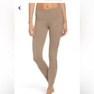 Alo Yoga Block High-Waist Legging in Gravel, Size Small